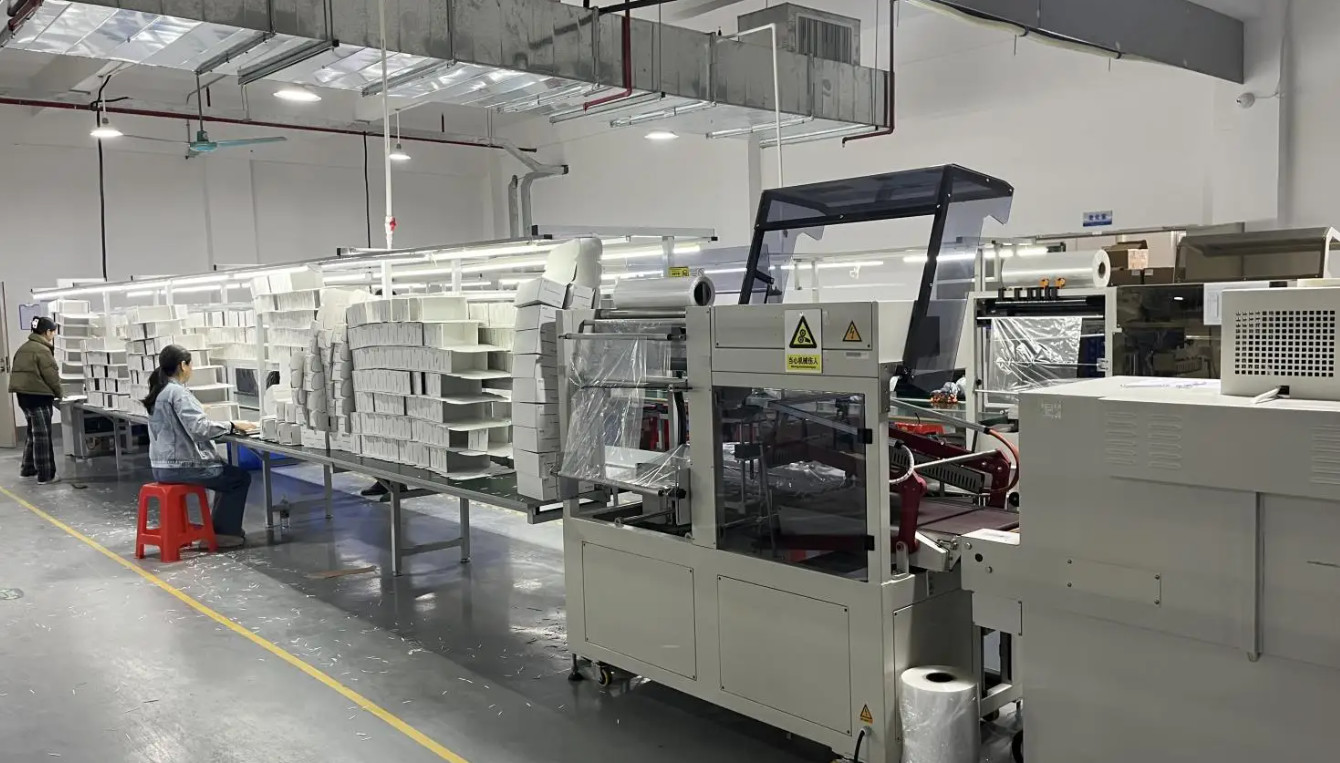 Shenzhen CHL Industries Co., Ltd. производственная линия завода
